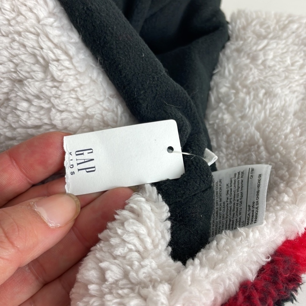 Gap Kid Buffalo Plaid Bomber Hat - Picture 7 of 7